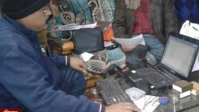 रुपयों के गद्दे पर सोता था सरकारी बाबू, छापे में मिली करोड़ों की काली कमाई 13 neemuch crime22 रुपयों के गद्दे पर सोता था सरकारी बाबू, छापे में मिली करोड़ों की काली कमाई