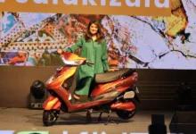 Kinetic Green Zulu electric scooter launched in India priced from ₹95000 काइनेटिक ग्रीन ज़ुलु इलेक्ट्रिक स्कूटर भारत में लॉन्च, कीमत ₹95,000