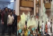 संसद सुरक्षा उल्लंघन: दिल्ली कोर्ट ने छठे आरोपी को 7 दिन की पुलिस रिमांड पर भेजा 6 Parliament security breach: Delhi court sends sixth accused on 7-day police remand