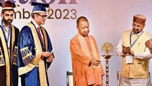 cm-yogi-said-in-bennett-university-that-all-citizens-should-perform-their-duty-with-hard-work-and-dedication