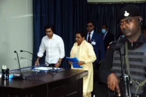 In big move ahead of 2024, Mayawati names 28-year-old nephew as political successor