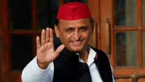Akhilesh Yadav बिहार चुनाव में अखिलेश की एंट्री: तेजस्वी को समर्थन, लालू के साथ कंधे से कंधा