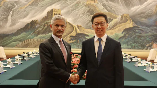 भारत-चीन रिश्तों में नया अध्याय लिखने चीन पहुंचे विदेश मंत्री जयशंकर, SCO के मंच से देंगे चीन को कूटनीतिक संदेश 1 Foreign Minister Jaishankar reached China to write a new chapter in India-China relations, diplomatic message to China from the platform of SCO
