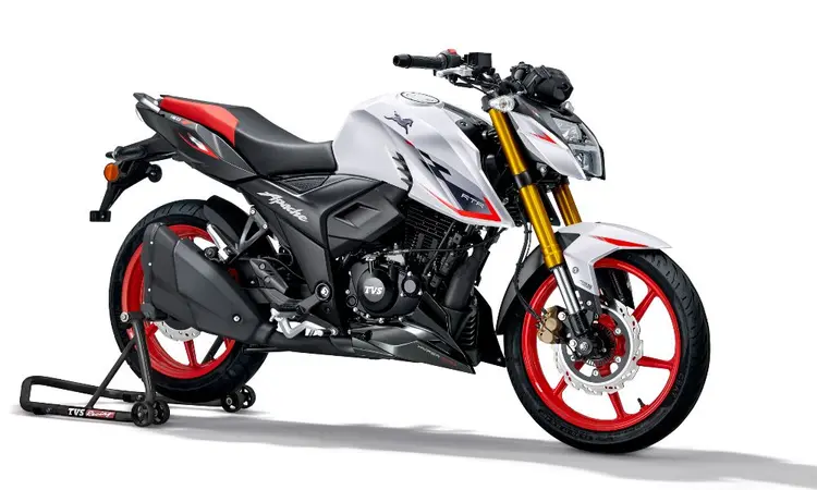 Apache RTR को मिलेगा नया स्टाइल और फीचर्स, लॉन्च से पहले टीज़र ने मचाया धमाल 1 TVS_Apache_RTR_160 Launched India