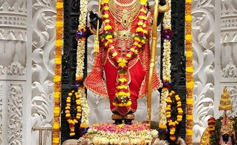 अयोध्या में रामलला का दिव्य श्रृंगार: हर दिन का एक नया स्वरूप 1 ram lalla ayodhya अयोध्या में रामलला का दिव्य श्रृंगार: हर दिन का एक नया स्वरूप